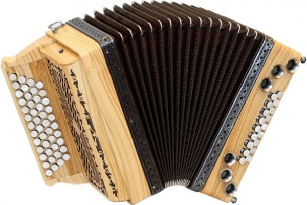 tirol-2-olive-595x40057BBAB7D-4DE1-B7C3-7E78-9EE3A42EF7C9.jpg