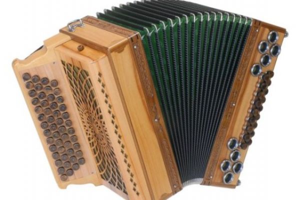 steirische-harmonika-ar-50-18-dh-apfel-1-650-563x4008F546847-704F-EF43-0829-BE25BE85F70A.jpg