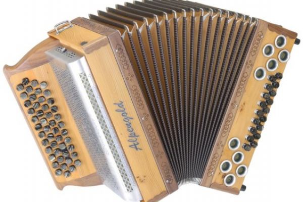 alpengold-stubach-klassik-natur-48-16-eibe-nuss-1-563x400B9EEF329-7C0D-1F31-5947-5E0034804481.jpg